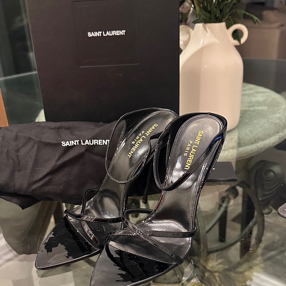 New in Box $875 Saint Laurent Black Patent Leather Heels sz 9.5